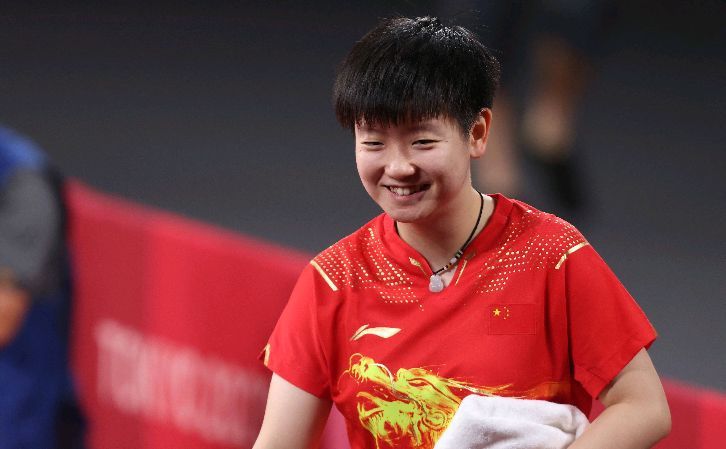 美谷朱