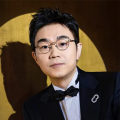 性信号：单身汉和日本新婚妻子隔壁